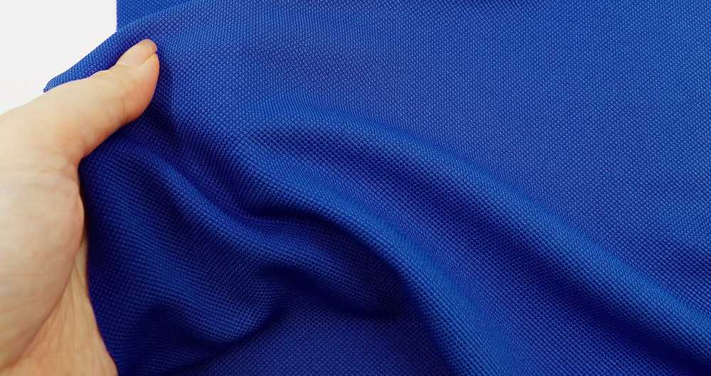 Tekstil dari Bahan Polyester dan Nilon Memiliki Sifat